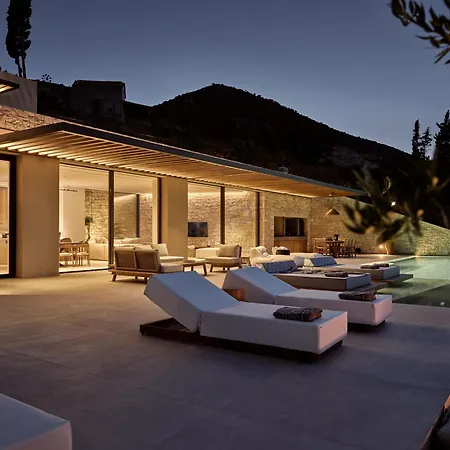 Vila Esthesis Beachfront Villas, With Heated Pool, By Thinkvilla Alykes (Zakynthos)