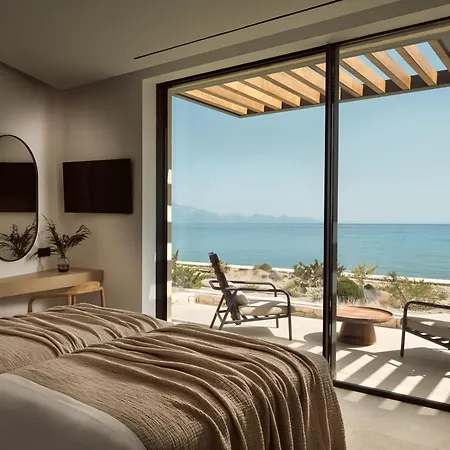 Esthesis Beachfront Villas, With Heated Pool, By Thinkvilla Alikész