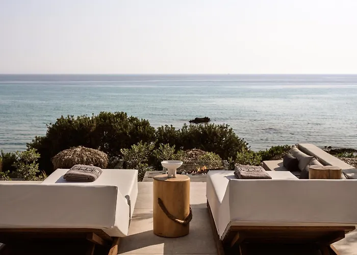 别墅 Esthesis Beachfront Villas, With Heated Pool, By Thinkvilla